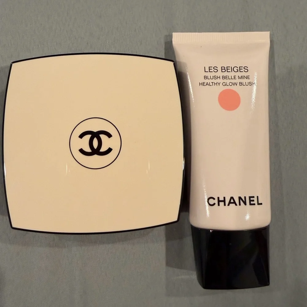 Chanel Les Beiges Face Glow Sets - Picture 2 of 4